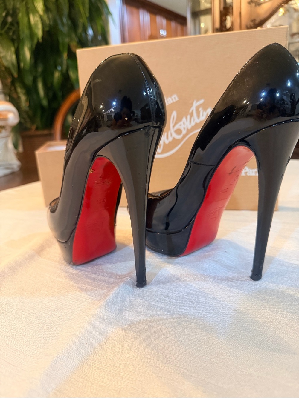 Christian Louboutin Black Patent Leather Pumps with Red Sole